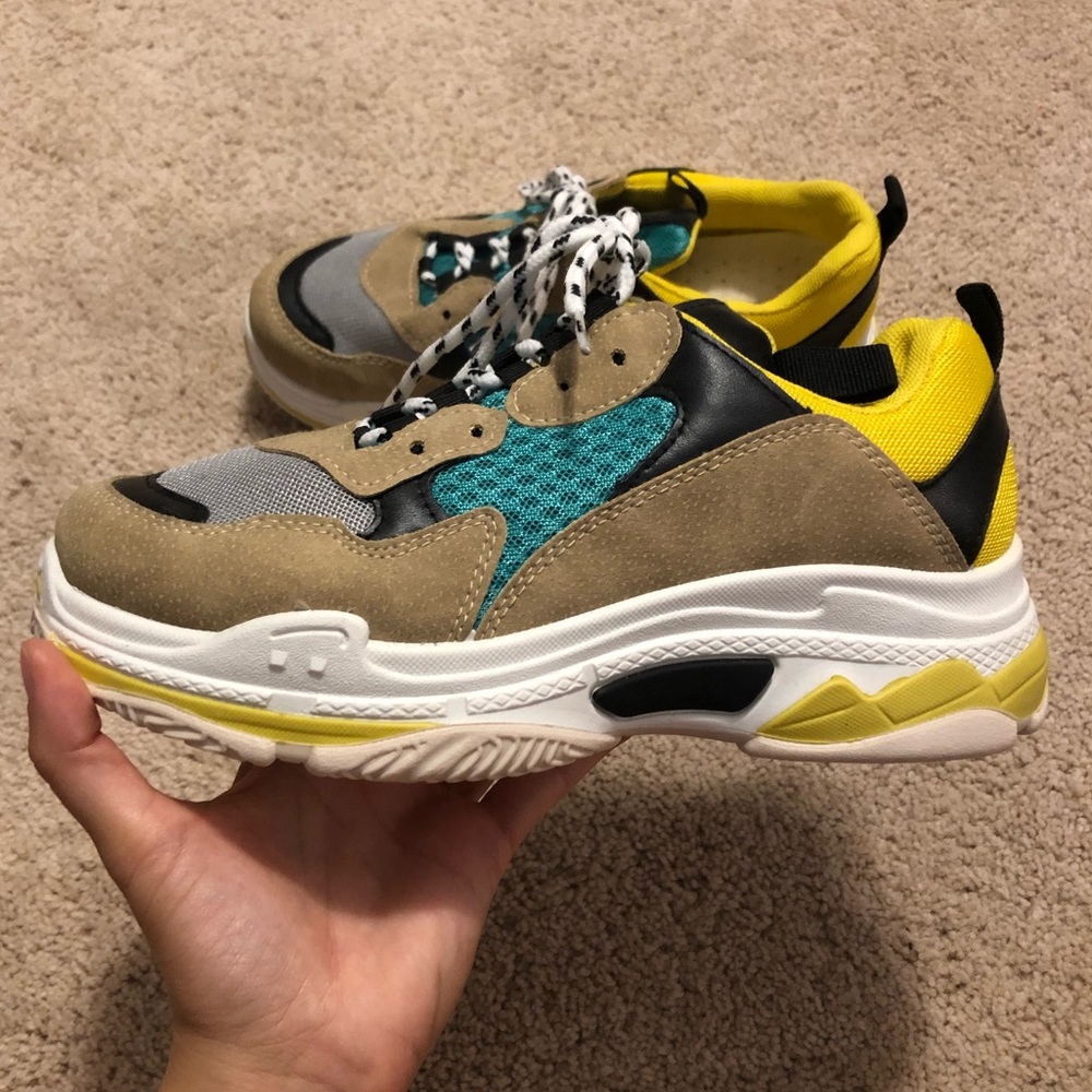 FASHION NOVA chunky dad shoes size 6.5 womens